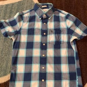 Abercrombie & Fitch button down shirt (small)